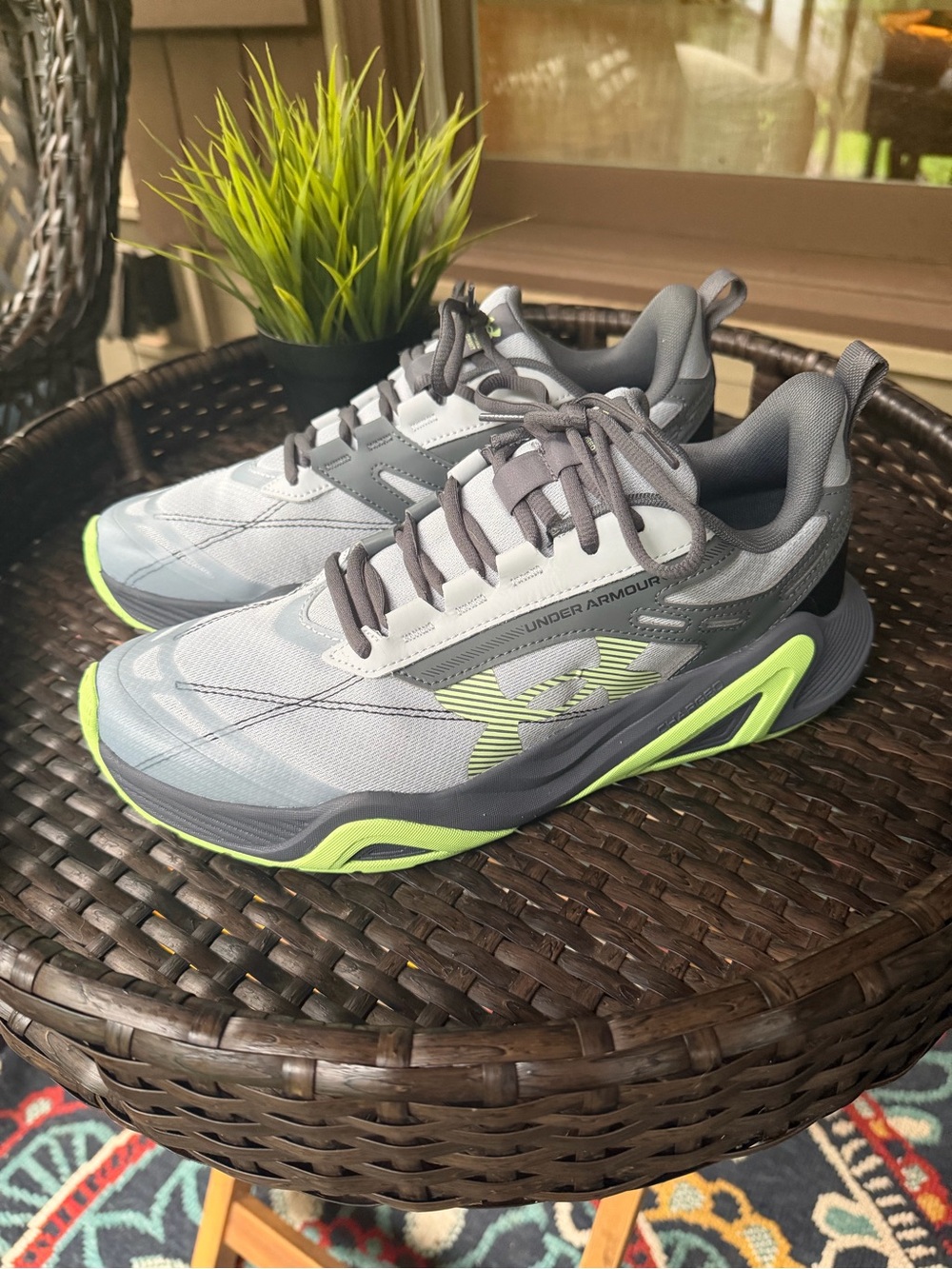 Under Armour Charged Commit TR 5 Gray Lime Training Shoes Men’s Size 10